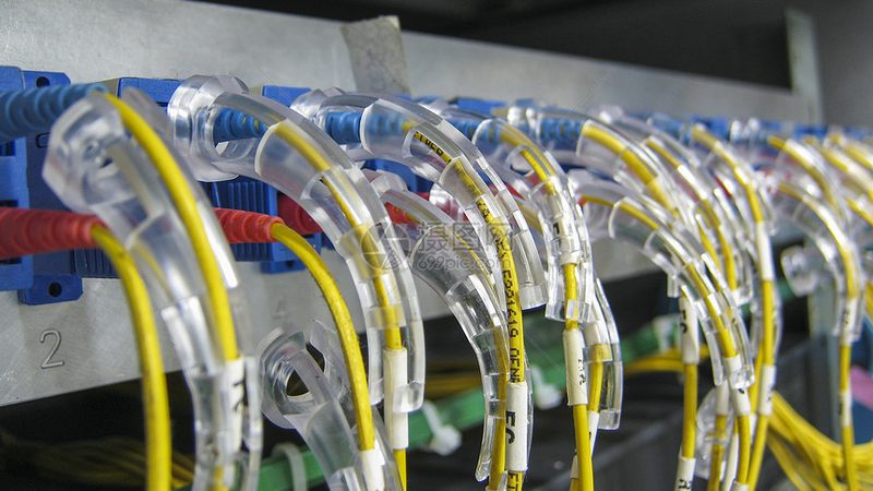 城中村信号基站建设：定制报价背后的考量因素